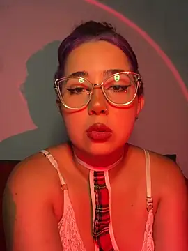 Snapshot of lorettaivonne chatting on March 2026 01:40:02 PM lorettaivonne online show from March 2026 01:40:02 PM