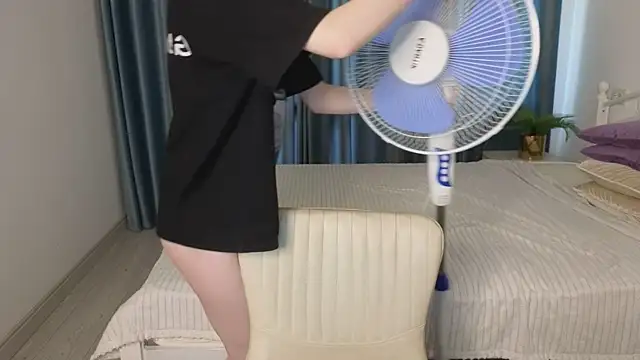 MollySally online show from June 2026 04:12:02 AM
