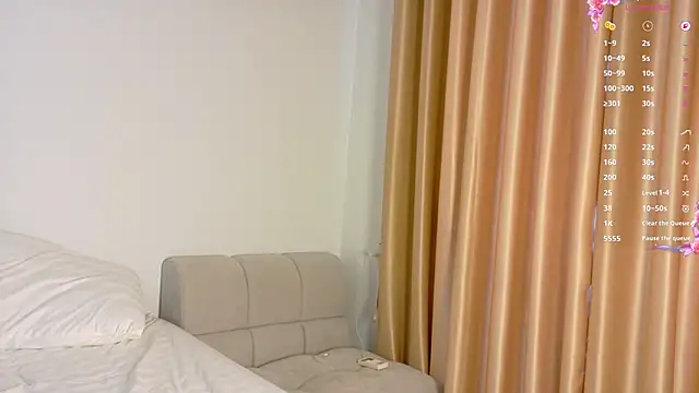 Lianaughtybaker online show from March 2026 01:04:01 AM