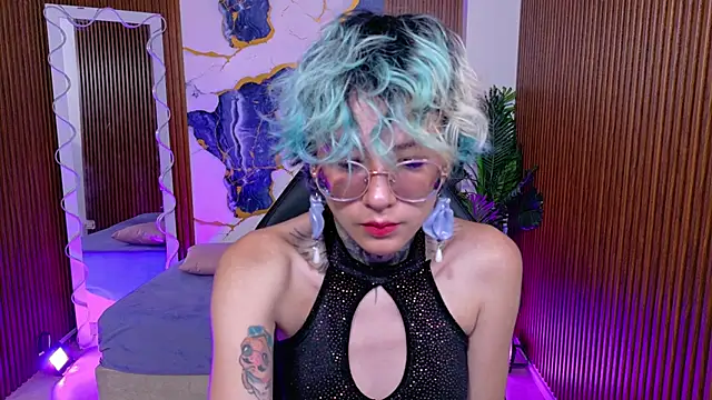 Lyra tay online show from May 2026 07:09:01 PM