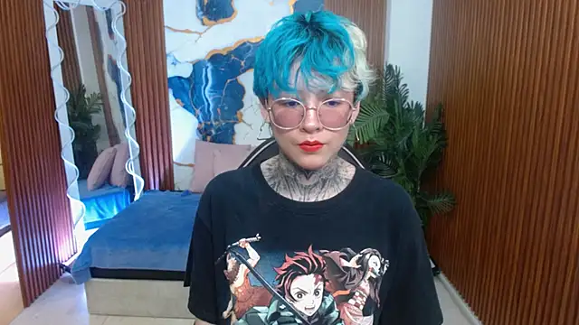 Lyra tay online show from March 2026 07:02:02 PM