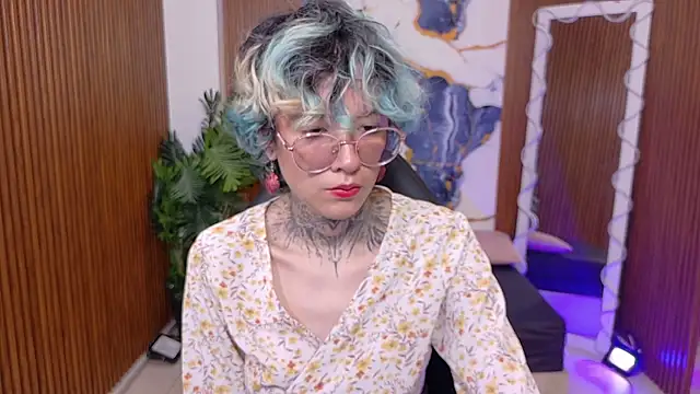 Snapshot of Lyra_tay chatting on June 2026 07:11:01 PM Lyra tay online show from June 2026 07:11:01 PM
