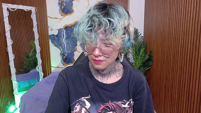 Lyra tay online show from June 2026 07:29:02 PM