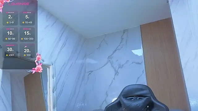 Lola roses tf online show from March 2026 08:32:01 PM