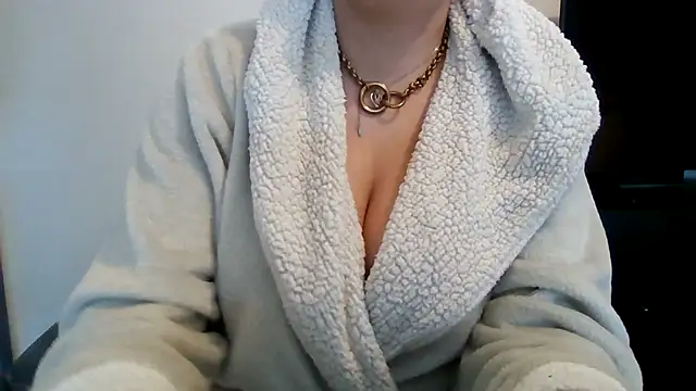 StaceyXOXO online show from April 2026 10:30:01 AM