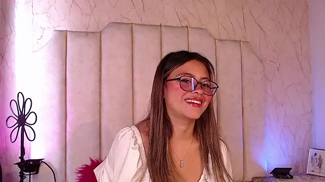 Anittarouse online show from July 2026 03:45:01 PM