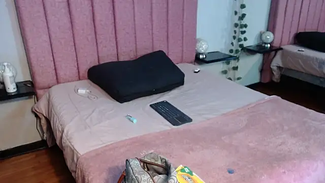 SaraLjordad online show from June 2026 01:28:02 AM