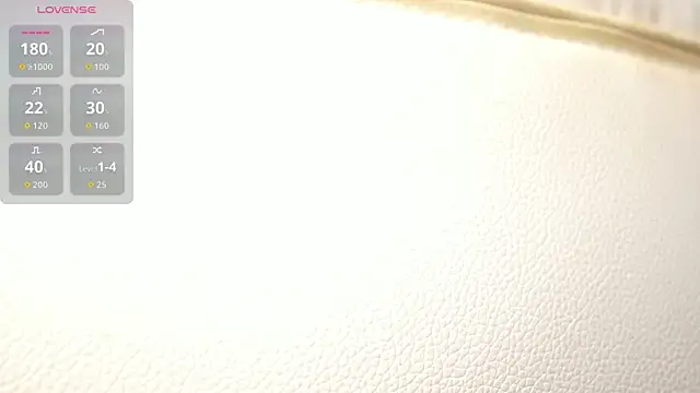 Snapshot of MandyCollins chatting on April 2026 11:36:01 AM MandyCollins online show from April 2026 11:36:01 AM