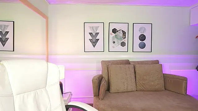 Snapshot of MandyCollins chatting on March 2026 11:31:01 AM MandyCollins online show from March 2026 11:31:01 AM