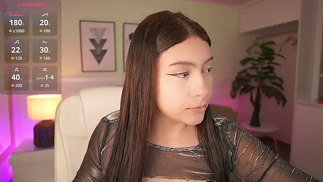 Snapshot of MandyCollins chatting on April 2026 11:50:01 AM MandyCollins online show from April 2026 11:50:01 AM