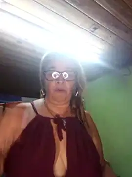 momismilf544 online show from May 2026 10:13:02 PM