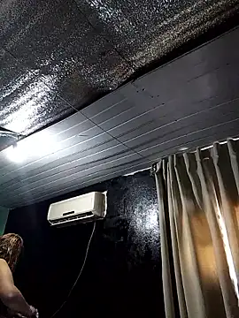 Snapshot of momismilf544 chatting on March 2026 05:26:01 PM momismilf544 online show from March 2026 05:26:01 PM