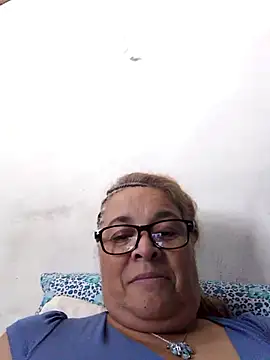 momismilf544 online show from April 2026 06:20:02 PM