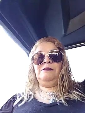 momismilf544 online show from May 2026 07:21:02 PM