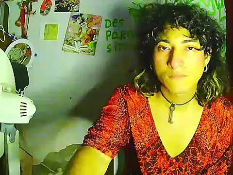 RAMONA TIJERAX online show from July 2026 09:00:01 PM
