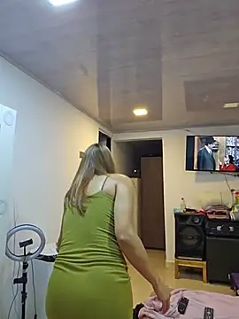candy-xxx online show from June 2026 08:32:01 PM