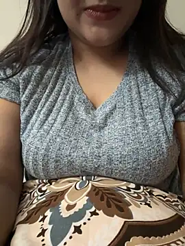 Malluqueen online show from February 2026 08:30:02 PM