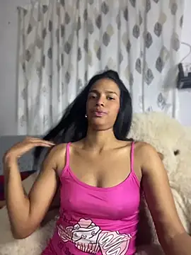 Snapshot of FlorSalvaje_ chatting on May 2026 12:39:02 AM FlorSalvaje online show from May 2026 12:39:02 AM