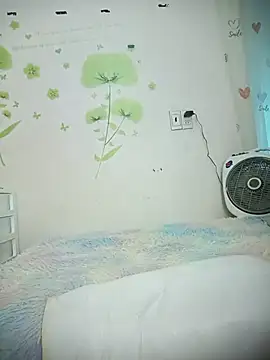 Snapshot of Meow_cute chatting on June 2026 06:46:01 AM Meow cute online show from June 2026 06:46:01 AM