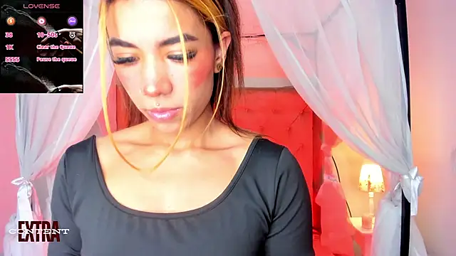 Raven Dooll online show from March 2026 09:15:02 PM