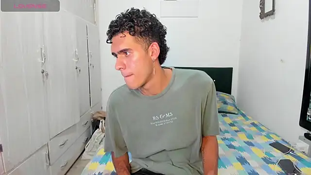 Jean And PaulXL online show from March 2026 10:17:01 PM