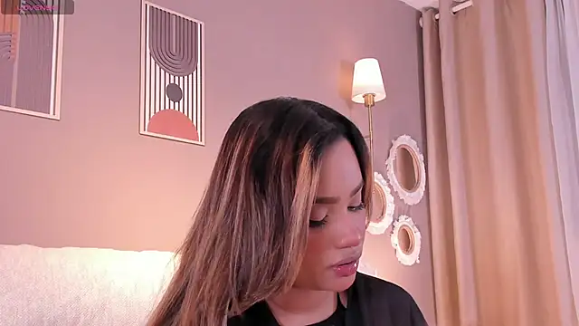 Agata Laurent  online show from May 2026 02:33:02 AM