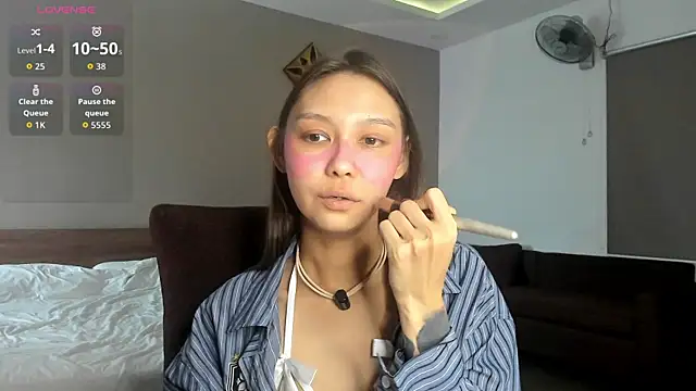 Snapshot of amy_peachy chatting on August 2026 07:15:01 AM amy peachy online show from August 2026 07:15:01 AM