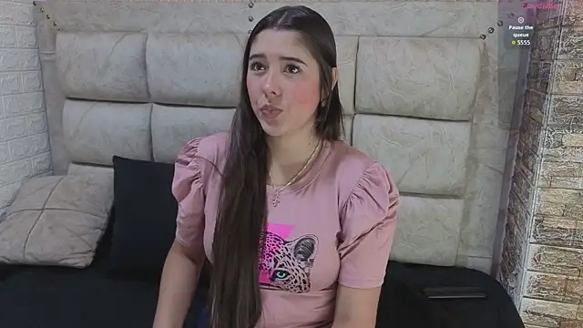 ElisVega online show from April 2026 10:34:01 PM