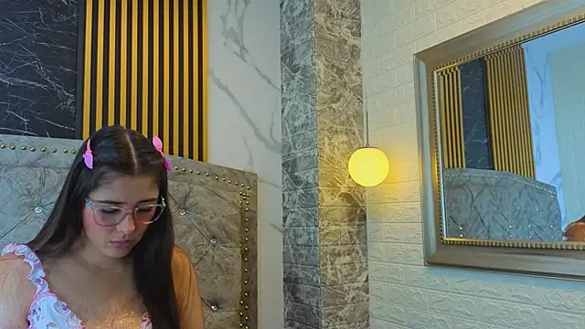 ElisVega online show from March 2026 06:52:02 PM