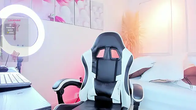 Tommy valverde online show from March 2026 07:13:02 PM