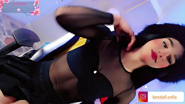 Snapshot of Sophiaa_doll_ chatting on April 2026 03:46:01 AM Sophiaa doll online show from April 2026 03:46:01 AM