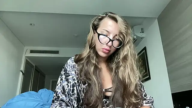 Kit kata online show from April 2026 11:49:02 PM