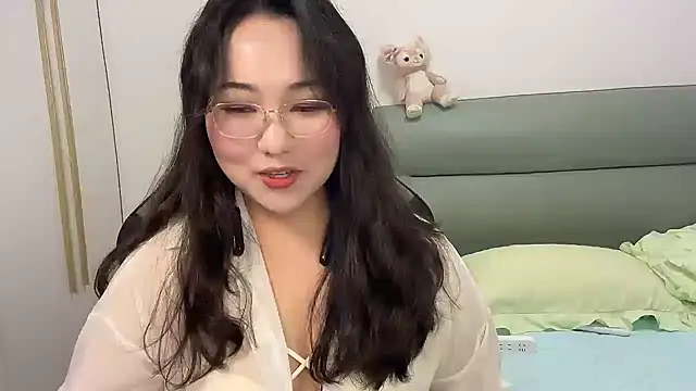 Snapshot of Susu-36E chatting on May 2026 11:28:02 AM Susu-36E online show from May 2026 11:28:02 AM