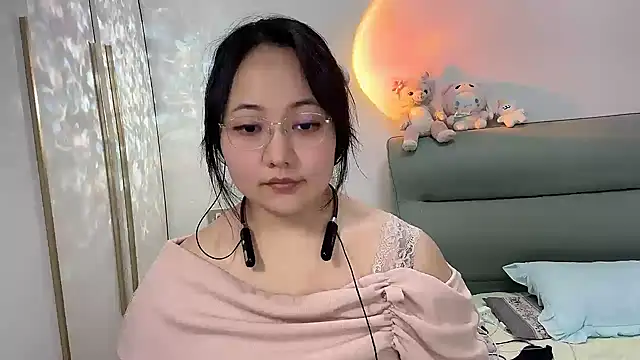 Snapshot of Susu-36E chatting on June 2026 02:05:02 PM Susu-36E online show from June 2026 02:05:02 PM