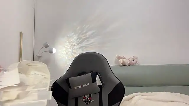 Snapshot of Susu-36E chatting on March 2026 05:55:02 AM Susu-36E online show from March 2026 05:55:02 AM