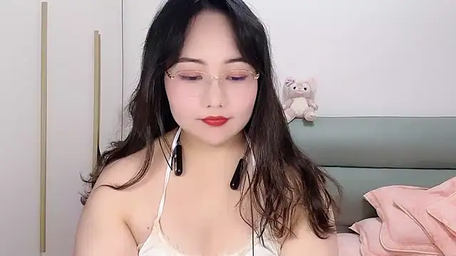 Snapshot of Susu-36E chatting on April 2026 11:14:02 AM Susu-36E online show from April 2026 11:14:02 AM