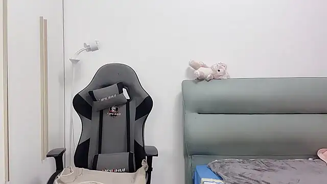 Snapshot of Susu-36E chatting on April 2026 10:00:02 AM Susu-36E online show from April 2026 10:00:02 AM