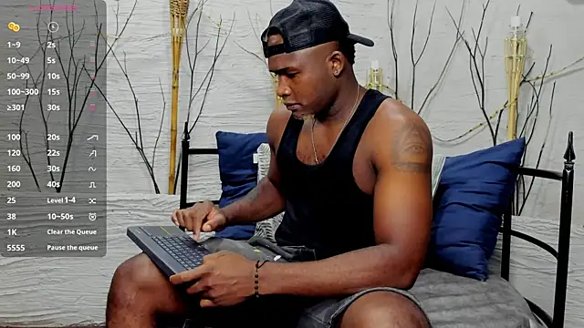 DarianWill18 online show from April 2026 03:08:01 AM