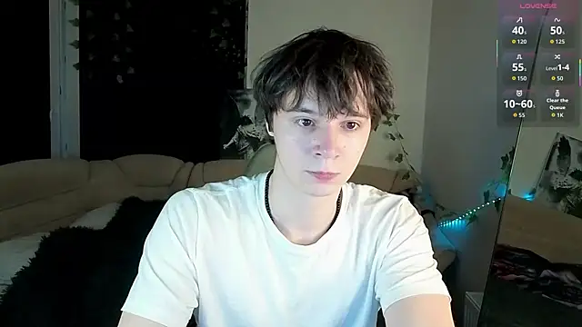 AnthonyCuutie online show from May 2026 05:40:02 PM