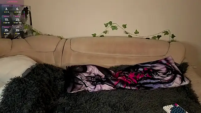 AnthonyCuutie online show from March 2026 06:11:02 PM