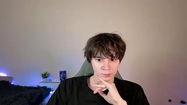 AnthonyCuutie online show from June 2026 05:12:02 AM