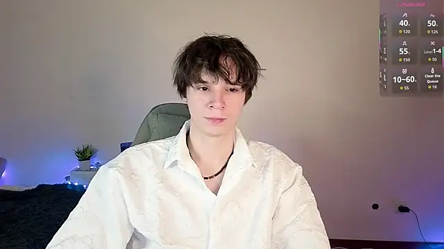 AnthonyCuutie online show from June 2026 04:55:02 PM