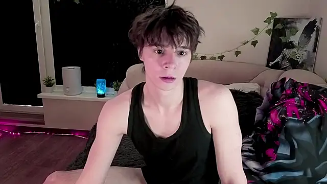 AnthonyCuutie online show from March 2026 08:26:33 AM