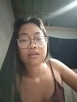 Snapshot of angelpinay44 chatting on July 2026 03:20:01 PM angelpinay44 online show from July 2026 03:20:01 PM