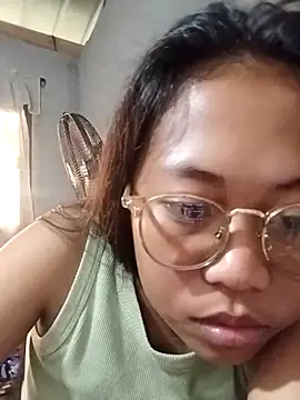 Snapshot of angelpinay44 chatting on March 2026 10:44:01 PM angelpinay44 online show from March 2026 10:44:01 PM