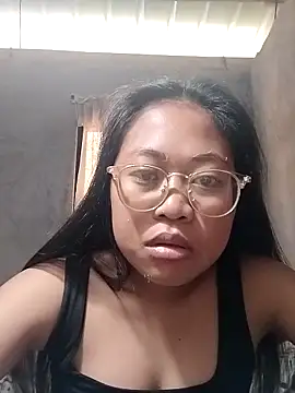 Snapshot of angelpinay44 chatting on March 2026 01:46:01 AM angelpinay44 online show from March 2026 01:46:01 AM