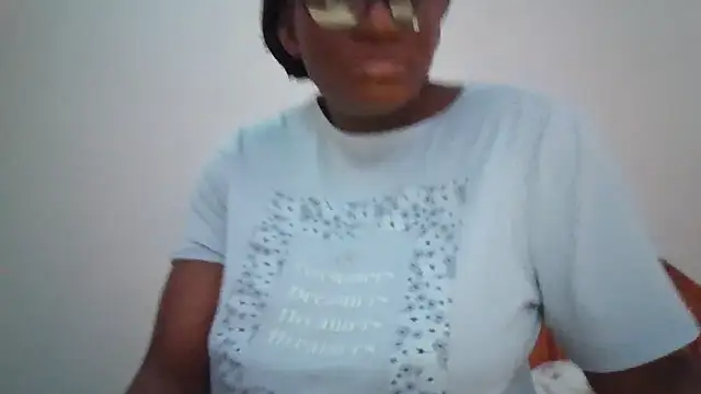 SexyGemBeauty online show from April 2026 05:19:02 PM