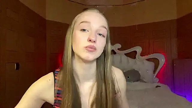 Anika Socutehe online show from March 2026 04:23:02 PM