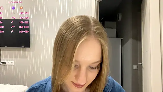 Anika Socutehe online show from June 2026 09:03:01 PM