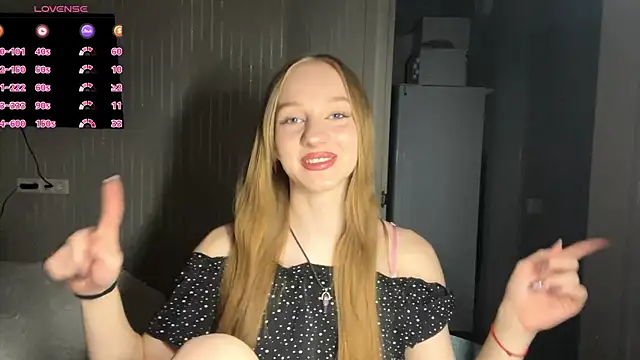 Anika Socutehe online show from May 2026 09:46:01 PM